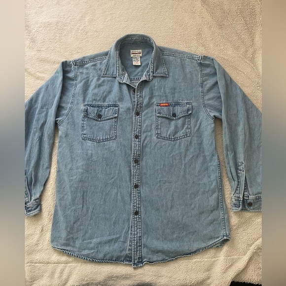 Vintage 90s denim button up shirt! - Picture 4 of 5